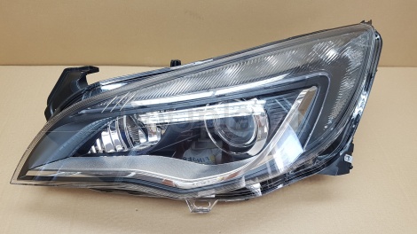 Světlomet přední, xenon, LED denní svícení, levý – Opel Astra J 13398144